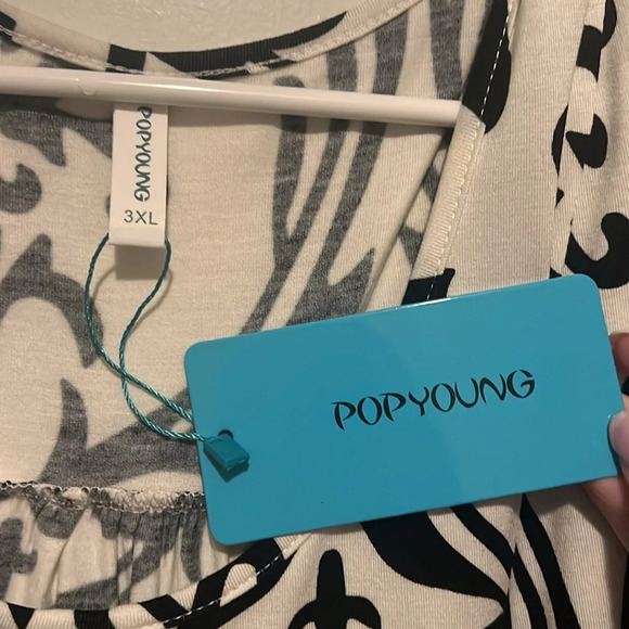 Popyoung NWT plus 3X Black & White Soft tunic top - Picture 5 of 7